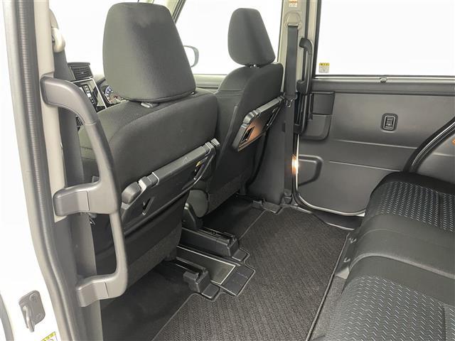 ルーミー カスタムＧ　トヨタセーフティセンス　純正７インチメモリーナビ　フルセグＴＶ／ＢＴ／ＵＳＢ／ＣＤ／ＤＶＤ／ｉＰｏｄ／ＡＭ／ＦＭ　全方位カメラ　ＡＣＣ　ＥＴＣ　シートヒーター　社外センターコンソール　スペアキー（26枚目）