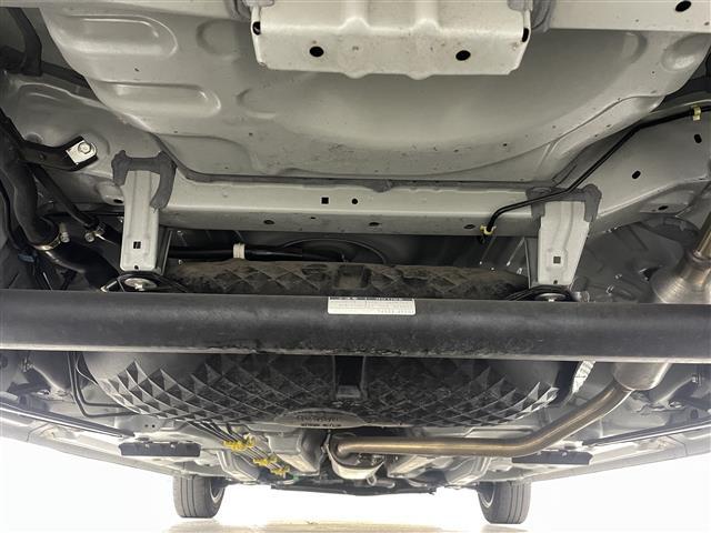 ルーミー カスタムＧ　トヨタセーフティセンス　純正７インチメモリーナビ　フルセグＴＶ／ＢＴ／ＵＳＢ／ＣＤ／ＤＶＤ／ｉＰｏｄ／ＡＭ／ＦＭ　全方位カメラ　ＡＣＣ　ＥＴＣ　シートヒーター　社外センターコンソール　スペアキー（43枚目）