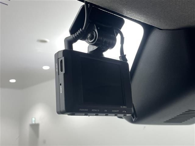 ルーミー カスタムＧ－Ｔ　トヨタセーフティセンス　ディスプレイオーディオ　フルセグＴＶ／ＵＳＢ／ｉＰｏｄ／Ａｎｄｒｏｉｄ　Ａｕｔｏ／Ａｐｐｌｅ　ＣａｒＰｌａｙ／ＦＭ／ＡＭ　シートヒーター　前後ドラレコ　ＥＴＣ　スペアキー（4枚目）