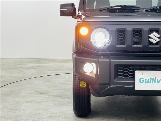 ジムニー ＸＣ　純正８インチナビ　フルセグＴＶ／ＳＤ／ＣＤ／ＤＶＤ／ＢＴ／ｉＰｏｄ／ＦＭ／ＡＭ　クルコン　シートヒーター　ＬＥＤオートライト　フォグランプ　前後ドラレコ　ビルドインＥＴＣ　プッシュスタート　スペアキー（16枚目）