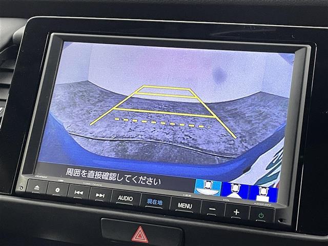 フィット ｅ：ＨＥＶホーム　ホンダセンシング　衝突軽減ブレーキ　誤発進抑制機能　後方誤発進抑制機能　近距離衝突軽減ブレーキ路外路外逸脱抑制機能　クルーズコントロール　純正ナビ　Ｂｌｕｅｔｏｏｔｈ　ＴＶ　前後ドライブレコーダー（4枚目）