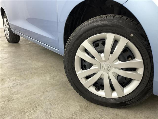 フィット ｅ：ＨＥＶホーム　ホンダセンシング　衝突軽減ブレーキ　誤発進抑制機能　後方誤発進抑制機能　近距離衝突軽減ブレーキ路外路外逸脱抑制機能　クルーズコントロール　純正ナビ　Ｂｌｕｅｔｏｏｔｈ　ＴＶ　前後ドライブレコーダー（14枚目）