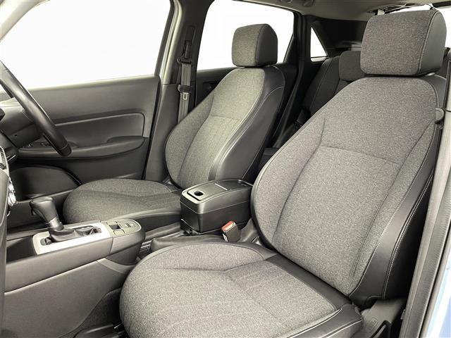 フィット ｅ：ＨＥＶホーム　ホンダセンシング　衝突軽減ブレーキ　誤発進抑制機能　後方誤発進抑制機能　近距離衝突軽減ブレーキ路外路外逸脱抑制機能　クルーズコントロール　純正ナビ　Ｂｌｕｅｔｏｏｔｈ　ＴＶ　前後ドライブレコーダー（20枚目）