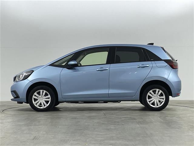 フィット ｅ：ＨＥＶホーム　ホンダセンシング　衝突軽減ブレーキ　誤発進抑制機能　後方誤発進抑制機能　近距離衝突軽減ブレーキ路外路外逸脱抑制機能　クルーズコントロール　純正ナビ　Ｂｌｕｅｔｏｏｔｈ　ＴＶ　前後ドライブレコーダー（40枚目）