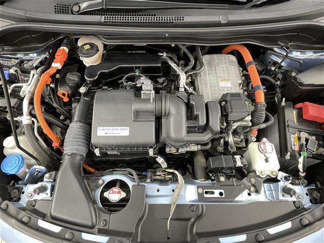 フィット ｅ：ＨＥＶホーム　ホンダセンシング　衝突軽減ブレーキ　誤発進抑制機能　後方誤発進抑制機能　近距離衝突軽減ブレーキ路外路外逸脱抑制機能　クルーズコントロール　純正ナビ　Ｂｌｕｅｔｏｏｔｈ　ＴＶ　前後ドライブレコーダー（41枚目）