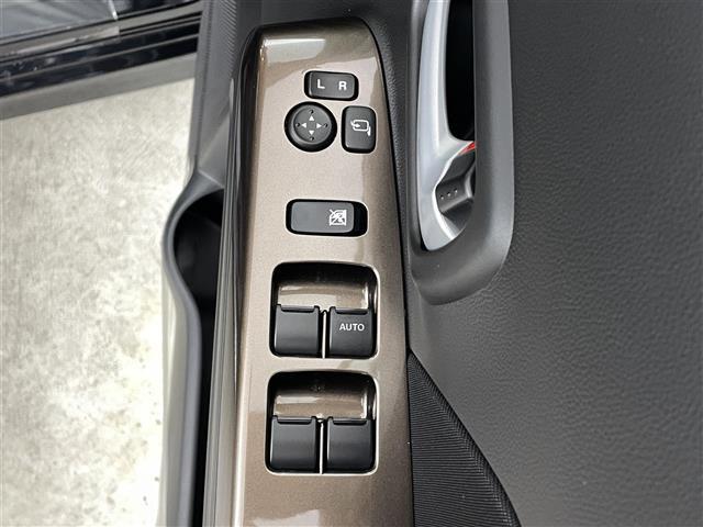 ワゴンＲカスタムＺ ハイブリッドＺＸ　スズキセーフティサポート／デュアルカメラカメラブレーキサポート／アダプティブクルーズコントロール／社外ナビ／シートヒーター／プッシュスタート／ステアリングスイッチ／純正ＡＷ／ＬＥＤヘッドライト（31枚目）