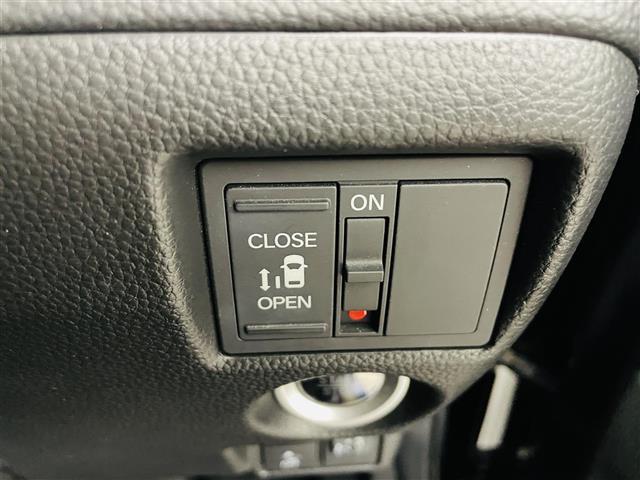 N-BOXカスタム L レーンキープアシスト 社外7インチナビ フルセグTV/BT/CD/DVD/SD/USB/iPod/FM/AM バックカメラ 片側パワースライドドア LEDヘッドライト フォグ ACC 前後ドラレコ(4枚目)