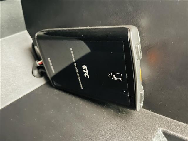 ロードスター Ｓ　ＲＨＴ　オープンカー　社外７インチナビ　型番；Ｃ９Ｐ９　フルセグＴＶ／ＣＤ／ＤＶＤ／ＢＴ／ｉＰｏｄ／ＡＵＸ／ＵＳＢ／ＣＤ／ＦＭ／ＡＭ　ＬＥＤヘッドライト　純正ＡＷ　パドルシフト　デジタルインナーミラー（4枚目）