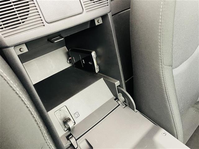 ロードスター Ｓ　ＲＨＴ　オープンカー　社外７インチナビ　型番；Ｃ９Ｐ９　フルセグＴＶ／ＣＤ／ＤＶＤ／ＢＴ／ｉＰｏｄ／ＡＵＸ／ＵＳＢ／ＣＤ／ＦＭ／ＡＭ　ＬＥＤヘッドライト　純正ＡＷ　パドルシフト　デジタルインナーミラー（35枚目）