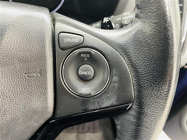 ヴェゼル Ｓ　シティブレーキアクティブシステム　純正ナビ　ワンセグＴＶ／ＣＤ／ＤＶＤ／ＢＴ／ＦＭ／ＡＭ　バックカメラ　クルコン　ＬＥＤライト　フォグ　純正ＡＷ　革ステ　ワイパーデバイサー　ルーフレール　前後ドラレコ（12枚目）