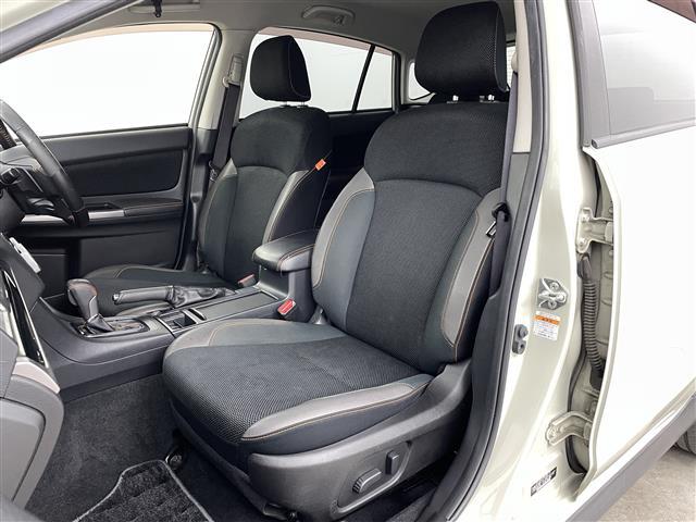 ＸＶ ２．０ｉ－Ｌ　アイサイト　４ＷＤ　アイサイト　衝突軽減　ブラインドスポットモニター　純正ＳＤナビ　フルセグＴＶ／ＢＴ／ＣＤ／ＤＶＤ／ＳＤ／ＵＳＢ／ｉＰｏｄ／ＡＭ／ＦＭ　ＨＩＤオートライト　パワーシート　パドルシフト　純正ＡＷ（21枚目）