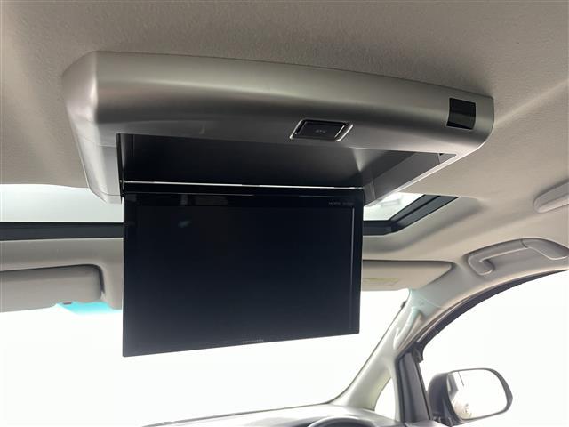 アルファード 240S 社外ナビ 社外フリップダウンモニター サンルーフ バックカメラ ドライブレコーダー 両側パワースライドドア ETC オートライト フォグランプ Pスタート スマートキー フロアマット ドアバイザー(5枚目)