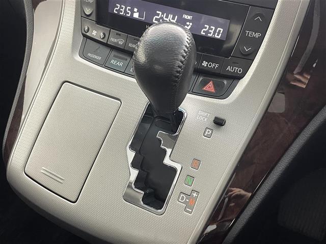 アルファード 240S 社外ナビ 社外フリップダウンモニター サンルーフ バックカメラ ドライブレコーダー 両側パワースライドドア ETC オートライト フォグランプ Pスタート スマートキー フロアマット ドアバイザー(33枚目)