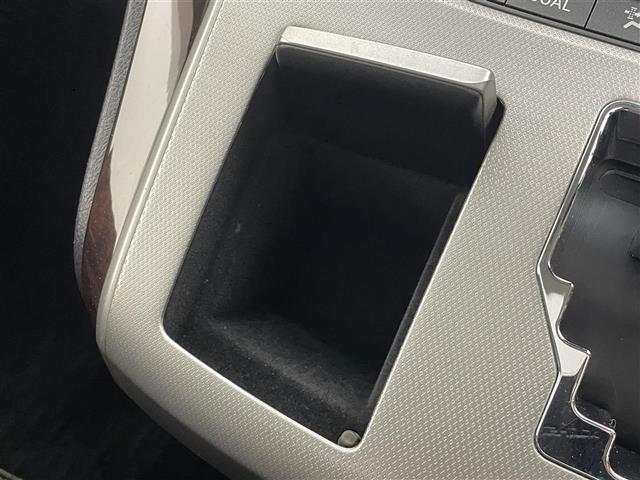 アルファード 240S 社外ナビ 社外フリップダウンモニター サンルーフ バックカメラ ドライブレコーダー 両側パワースライドドア ETC オートライト フォグランプ Pスタート スマートキー フロアマット ドアバイザー(36枚目)