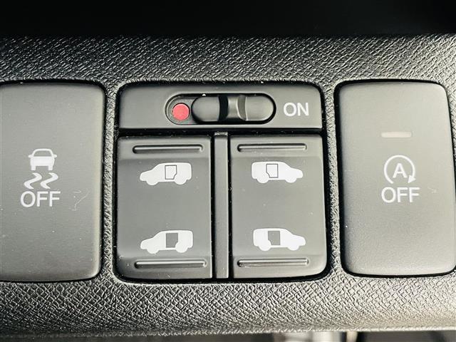 ステップワゴンスパーダ Ｚ　クールスピリット　社外ナビ／フルセグＴＶ／バックカメラ／両側パワースライドドア／ＥＴＣ／革巻きステアリング／パドルシフト／純正ＡＷ／スマートキー／ＨＩＤヘッドライト／純正フロアマット／ドアバイザー◇ウィンカーミラー（3枚目）