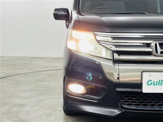 ステップワゴンスパーダ Ｚ　クールスピリット　社外ナビ／フルセグＴＶ／バックカメラ／両側パワースライドドア／ＥＴＣ／革巻きステアリング／パドルシフト／純正ＡＷ／スマートキー／ＨＩＤヘッドライト／純正フロアマット／ドアバイザー◇ウィンカーミラー（12枚目）