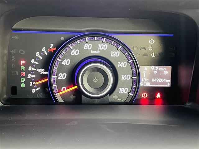 ステップワゴンスパーダ Ｚ　クールスピリット　社外ナビ／フルセグＴＶ／バックカメラ／両側パワースライドドア／ＥＴＣ／革巻きステアリング／パドルシフト／純正ＡＷ／スマートキー／ＨＩＤヘッドライト／純正フロアマット／ドアバイザー◇ウィンカーミラー（25枚目）