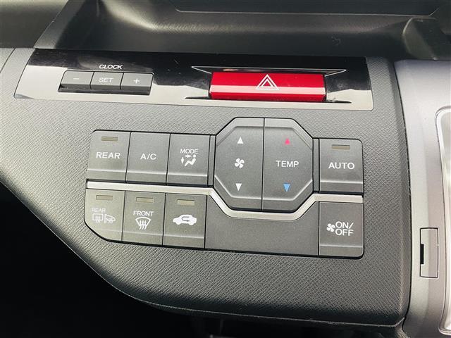 ステップワゴンスパーダ Ｚ　クールスピリット　社外ナビ／フルセグＴＶ／バックカメラ／両側パワースライドドア／ＥＴＣ／革巻きステアリング／パドルシフト／純正ＡＷ／スマートキー／ＨＩＤヘッドライト／純正フロアマット／ドアバイザー◇ウィンカーミラー（27枚目）