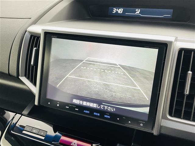 ステップワゴンスパーダ Ｚ　クールスピリット　クルーズコントロール／両側パワースライドドア／純正８型ＳＤナビ／バックカメラ／パドルシフト／合皮シート／スペアキー×１／純正ＡＷ／オートライト／アイドリングストップ／横滑り防止／純正フロアマット（4枚目）