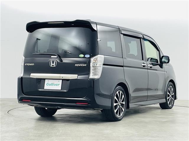 ステップワゴンスパーダ Ｚ　クールスピリット　クルーズコントロール／両側パワースライドドア／純正８型ＳＤナビ／バックカメラ／パドルシフト／合皮シート／スペアキー×１／純正ＡＷ／オートライト／アイドリングストップ／横滑り防止／純正フロアマット（15枚目）