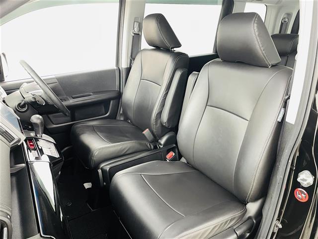 ステップワゴンスパーダ Ｚ　クールスピリット　クルーズコントロール／両側パワースライドドア／純正８型ＳＤナビ／バックカメラ／パドルシフト／合皮シート／スペアキー×１／純正ＡＷ／オートライト／アイドリングストップ／横滑り防止／純正フロアマット（19枚目）