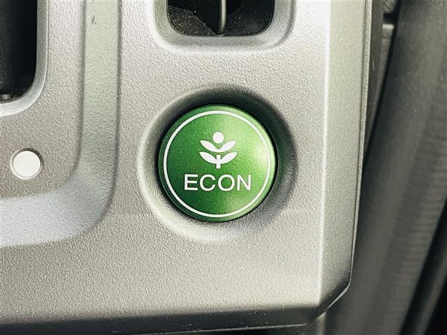 ステップワゴンスパーダ Ｚ　クールスピリット　クルーズコントロール／両側パワースライドドア／純正８型ＳＤナビ／バックカメラ／パドルシフト／合皮シート／スペアキー×１／純正ＡＷ／オートライト／アイドリングストップ／横滑り防止／純正フロアマット（30枚目）