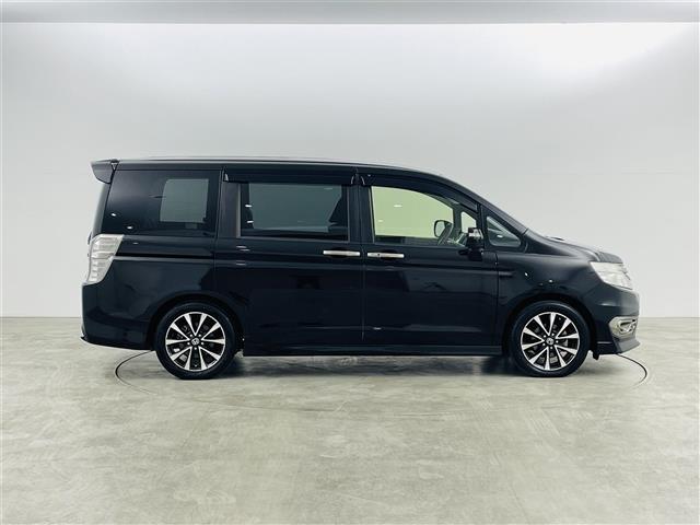 ステップワゴンスパーダ Ｚ　クールスピリット　クルーズコントロール／両側パワースライドドア／純正８型ＳＤナビ／バックカメラ／パドルシフト／合皮シート／スペアキー×１／純正ＡＷ／オートライト／アイドリングストップ／横滑り防止／純正フロアマット（39枚目）