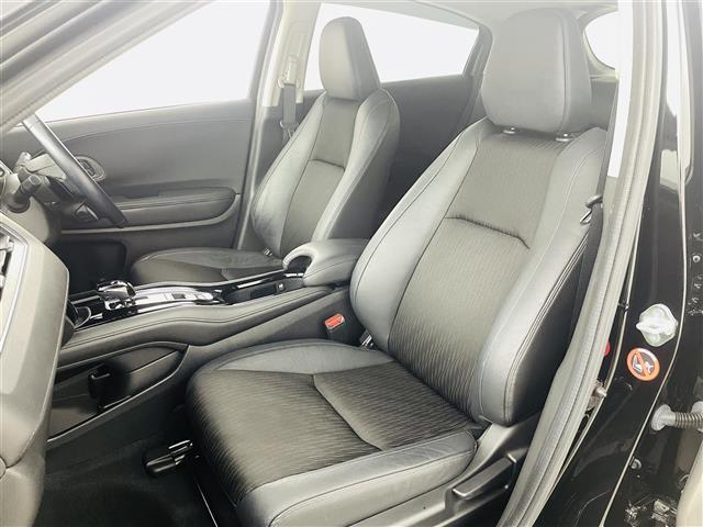 ヴェゼル ハイブリッドＺ・ホンダセンシング　ホンダセンシング　純正７インチインターナビ　フルセグＴＶ／ＢＴ／ＵＳＢ／ＣＤ／ＤＶＤ／ｉＰｏｄ／ＡＵＸ／ＡＭ／ＦＭ　バックカメラ　ＡＣＣ　ＬＥＤオートライト　フォグ　エアシート　ドラレコ　ＥＴＣ（22枚目）