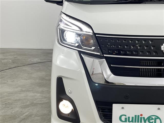 デイズルークス ハイウェイスター　Ｘターボ　衝突軽減　クリアランスソナー　純正サイドエアロ　純正７インチナビ　フルセグＴＶ／ＢＴ／ＳＤ／ＣＤ／ＤＶＤ／ＦＭ／ＡＭ　全方位カメラ　サンシェード　リアシーリングファン　ＥＴＣ　ドラレコ　スマートキー（12枚目）