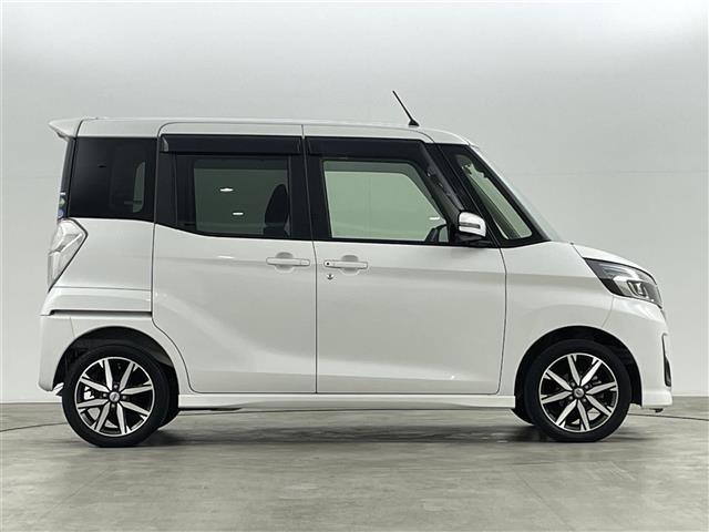 デイズルークス ハイウェイスター　Ｘターボ　衝突軽減　クリアランスソナー　純正サイドエアロ　純正７インチナビ　フルセグＴＶ／ＢＴ／ＳＤ／ＣＤ／ＤＶＤ／ＦＭ／ＡＭ　全方位カメラ　サンシェード　リアシーリングファン　ＥＴＣ　ドラレコ　スマートキー（39枚目）