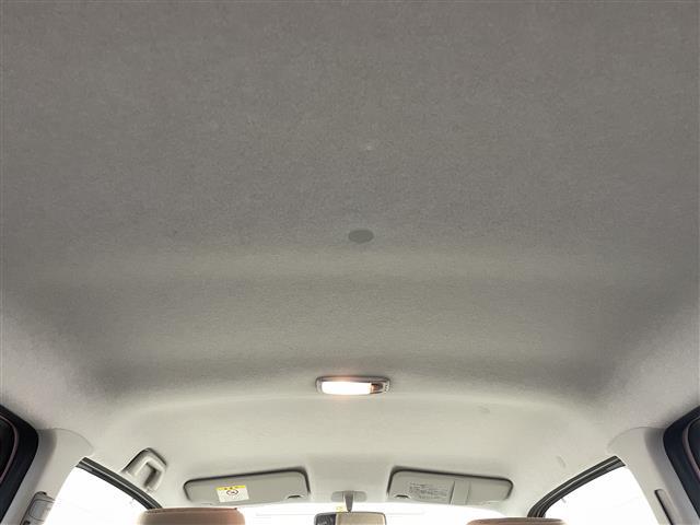 ミラココア ココアＬ　横滑り防止　社外７インチナビ　フルセグＴＶ／ＳＤ／ＣＤ／ＤＶＤ　ベンチシート　社外アルミホイール付きサマータイヤ　純正フロアマット　純正ドアバイザー　電動格納ミラー　リモコンキー　ライトレベライザー（18枚目）