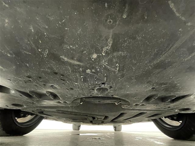 ＥＳ ＥＳ３００ｈ　グレイスフルエスコート　パノラミックビュー　ブラインドスポットモニター　サンルーフ　マークレビンソンプレミアムサウンド　純正１２．３インチディスプレイオーディオ　フルセグＴＶ／ＢＴ／ＦＭ／ＡＭ／ミラーキャスト　前後ドラレコ（43枚目）