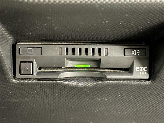 ライズ Ｇ　トヨタセーフティセンス　純正７インチナビ　フルセグＴＶ／ＢＴ／ＳＤ／ＤＶＤ／ＣＤ／ＦＭ／ＡＭ　バックカメラ　アダプティブ・クルーズコントロール　ＬＥＤオートライト　前後ドラレコ　ＥＴＣ　純正ＡＷ（5枚目）