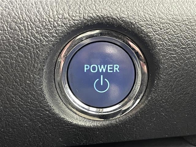 シエンタ ハイブリッドＧ　クエロ　トヨタセーフティセンスＣ　クリアランスソナ純正９インチナビ　フルセグＴＶ／ＢＴ／ＣＤ／ＤＶＤ／ＡＭ／ＦＭ／ＳＤ　全方位カメラ　両側パワースライドドア　ＬＥＤオートライト　ハーフレザー　ＥＴＣ　ドラレコ（11枚目）