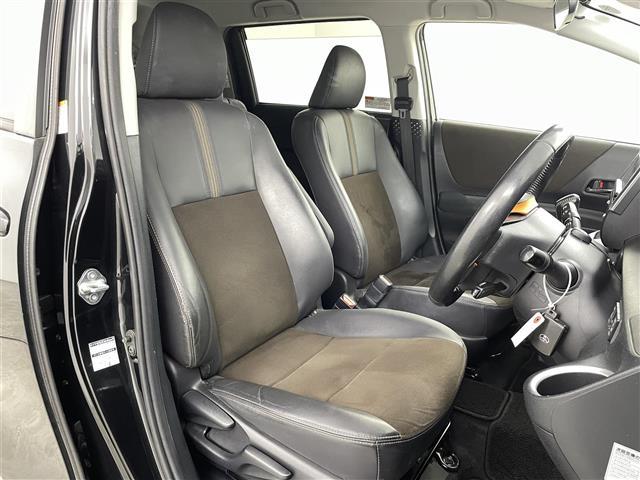 シエンタ ハイブリッドＧ　クエロ　トヨタセーフティセンスＣ　クリアランスソナ純正９インチナビ　フルセグＴＶ／ＢＴ／ＣＤ／ＤＶＤ／ＡＭ／ＦＭ／ＳＤ　全方位カメラ　両側パワースライドドア　ＬＥＤオートライト　ハーフレザー　ＥＴＣ　ドラレコ（12枚目）