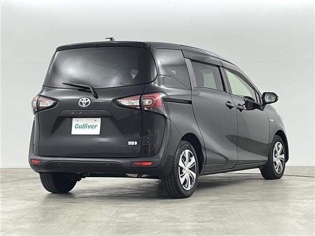 シエンタ ハイブリッドＧ　クエロ　トヨタセーフティセンスＣ　クリアランスソナ純正９インチナビ　フルセグＴＶ／ＢＴ／ＣＤ／ＤＶＤ／ＡＭ／ＦＭ／ＳＤ　全方位カメラ　両側パワースライドドア　ＬＥＤオートライト　ハーフレザー　ＥＴＣ　ドラレコ（18枚目）