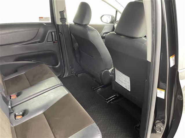 シエンタ ハイブリッドＧ　クエロ　トヨタセーフティセンスＣ　クリアランスソナ純正９インチナビ　フルセグＴＶ／ＢＴ／ＣＤ／ＤＶＤ／ＡＭ／ＦＭ／ＳＤ　全方位カメラ　両側パワースライドドア　ＬＥＤオートライト　ハーフレザー　ＥＴＣ　ドラレコ（23枚目）