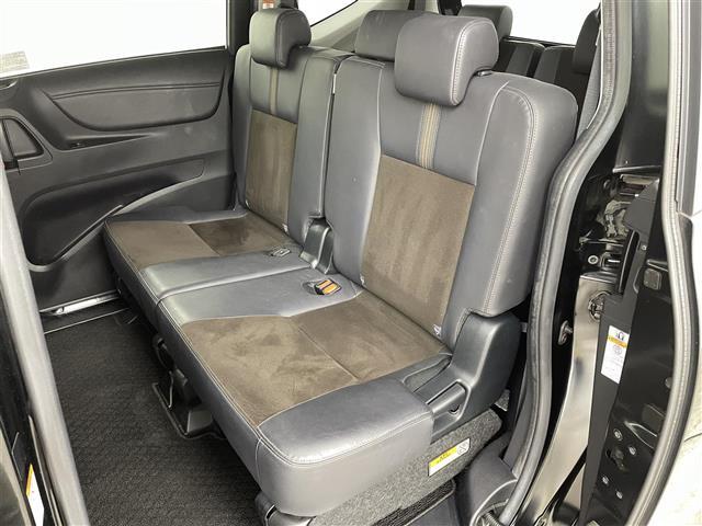 シエンタ ハイブリッドＧ　クエロ　トヨタセーフティセンスＣ　クリアランスソナ純正９インチナビ　フルセグＴＶ／ＢＴ／ＣＤ／ＤＶＤ／ＡＭ／ＦＭ／ＳＤ　全方位カメラ　両側パワースライドドア　ＬＥＤオートライト　ハーフレザー　ＥＴＣ　ドラレコ（27枚目）