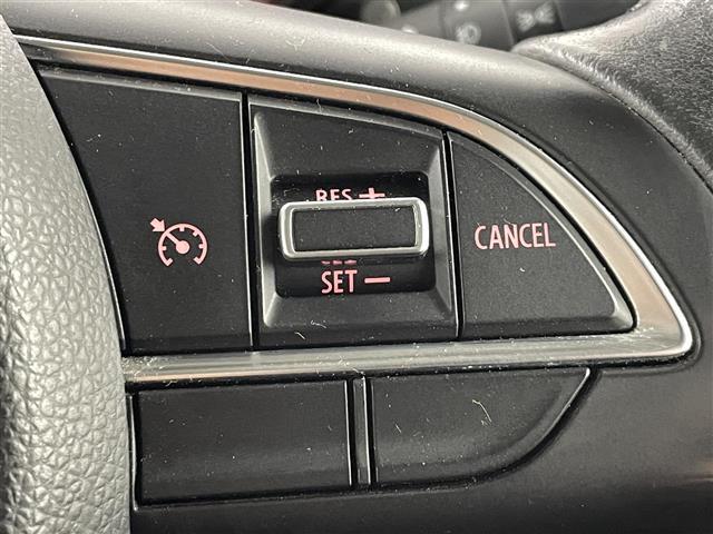 ジムニーシエラ ＪＣ　スズキセーフティサポート　誤発進抑制機能　純正８インチナビ　フルセグＴＶ／ＢＴ／ＳＤ／ＣＤ／ＤＶＤ／ＦＭ／ＡＭ　バックカメラ　レザーシート　シートヒーター　クルーズコントロール　アイドリングストップ（9枚目）