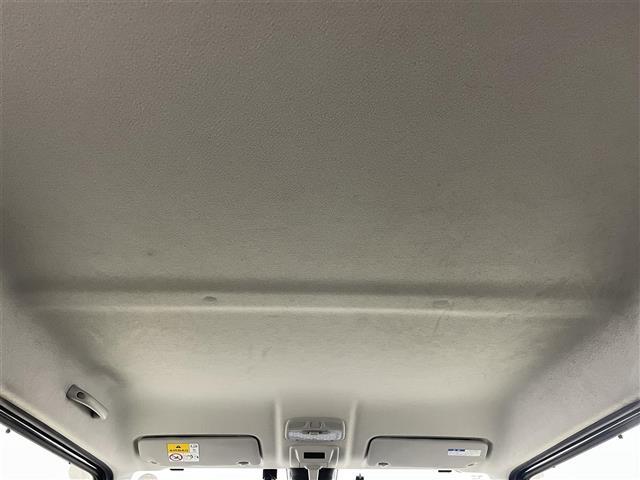 ジムニーシエラ ＪＣ　スズキセーフティサポート　誤発進抑制機能　純正８インチナビ　フルセグＴＶ／ＢＴ／ＳＤ／ＣＤ／ＤＶＤ／ＦＭ／ＡＭ　バックカメラ　レザーシート　シートヒーター　クルーズコントロール　アイドリングストップ（23枚目）