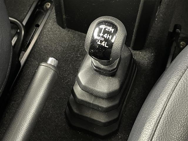 ジムニーシエラ ＪＣ　スズキセーフティサポート　誤発進抑制機能　純正８インチナビ　フルセグＴＶ／ＢＴ／ＳＤ／ＣＤ／ＤＶＤ／ＦＭ／ＡＭ　バックカメラ　レザーシート　シートヒーター　クルーズコントロール　アイドリングストップ（34枚目）