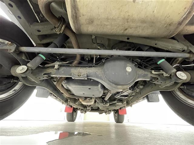 ジムニーシエラ ＪＣ　スズキセーフティサポート　誤発進抑制機能　純正８インチナビ　フルセグＴＶ／ＢＴ／ＳＤ／ＣＤ／ＤＶＤ／ＦＭ／ＡＭ　バックカメラ　レザーシート　シートヒーター　クルーズコントロール　アイドリングストップ（43枚目）