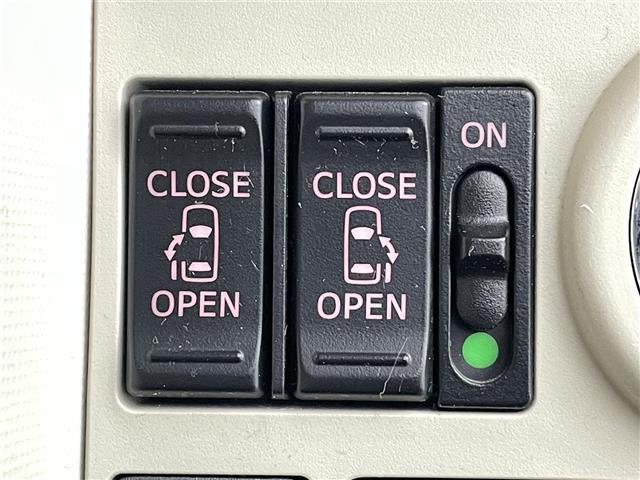 ムーヴキャンバス Ｘ　ＳＡＩＩＩ　スマートアシストＩＩＩ　社外７インチナビ　フルセグＴＶ／ＢＴ／ＳＤ／ＣＤ／ＤＶＤ／ＦＭ／ＡＭ　バックカメラ　両側パワースライドドア　オートライト　社外ＡＷスタッドレス　ＥＴＣ　プッシュスタート　スペア（5枚目）