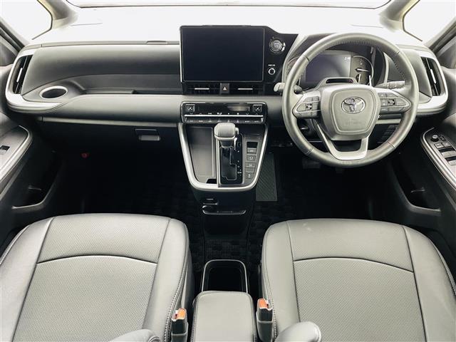 ノア Ｓ－Ｚ　Ｔｏｙｏｔａ　Ｓａｆｅｔｙ　Ｓｅｎｓｅ　プリクラッシュセーフティ　　レーダークルーズコントロール　純正ナビゲーションＢｌｕｅｔｏｏｔｈ　ＴＶ　バックカメラ　ＥＴＣ　シートヒーター　両側パワースライド（2枚目）