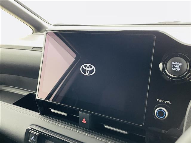 ノア Ｓ－Ｚ　Ｔｏｙｏｔａ　Ｓａｆｅｔｙ　Ｓｅｎｓｅ　プリクラッシュセーフティ　　レーダークルーズコントロール　純正ナビゲーションＢｌｕｅｔｏｏｔｈ　ＴＶ　バックカメラ　ＥＴＣ　シートヒーター　両側パワースライド（3枚目）