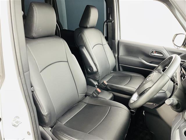ノア Ｓ－Ｚ　Ｔｏｙｏｔａ　Ｓａｆｅｔｙ　Ｓｅｎｓｅ　プリクラッシュセーフティ　　レーダークルーズコントロール　純正ナビゲーションＢｌｕｅｔｏｏｔｈ　ＴＶ　バックカメラ　ＥＴＣ　シートヒーター　両側パワースライド（9枚目）