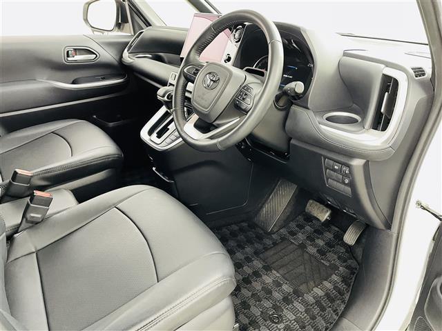 ノア Ｓ－Ｚ　Ｔｏｙｏｔａ　Ｓａｆｅｔｙ　Ｓｅｎｓｅ　プリクラッシュセーフティ　　レーダークルーズコントロール　純正ナビゲーションＢｌｕｅｔｏｏｔｈ　ＴＶ　バックカメラ　ＥＴＣ　シートヒーター　両側パワースライド（18枚目）