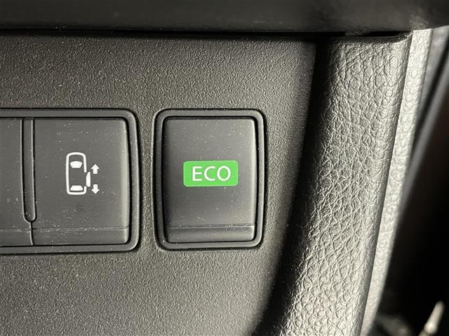 セレナ ハイウェイスター　Ｖセレ＋セーフティＩＩ　ＳＨＶ　エマージェンシーブレーキ　純正フリップダウンモニター　純正ナビ　フルセグＴＶ／ＳＤ／ＣＤ／ＤＶＤ／ＢＴ／ＵＳＢ／ｉＰｏｄ　全方位カメラ　両側パワースライドドア　アイドリングストップ　プッシュスタート（10枚目）