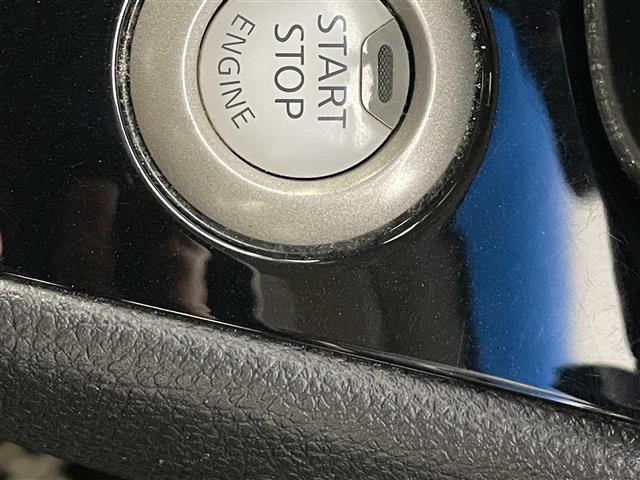 セレナ ハイウェイスター　Ｖセレ＋セーフティＩＩ　ＳＨＶ　エマージェンシーブレーキ　純正フリップダウンモニター　純正ナビ　フルセグＴＶ／ＳＤ／ＣＤ／ＤＶＤ／ＢＴ／ＵＳＢ／ｉＰｏｄ　全方位カメラ　両側パワースライドドア　アイドリングストップ　プッシュスタート（13枚目）