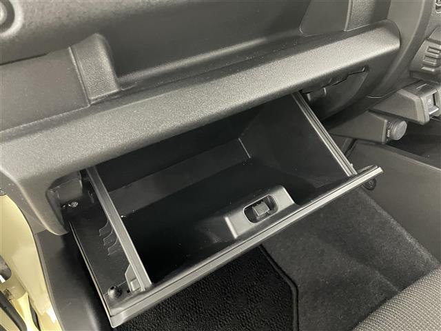 ジムニー ＸＣ　衝突軽減ブレーキ　車線逸脱警報装置　オートライト　クルーズコントロール　純正ナビゲーション　Ｂｌｕｅｔｏｏｔｈ　ＴＶ　ＥＴＣ　前後ドライブレコーダー　シートヒータープッシュスタート　スマートキー（35枚目）